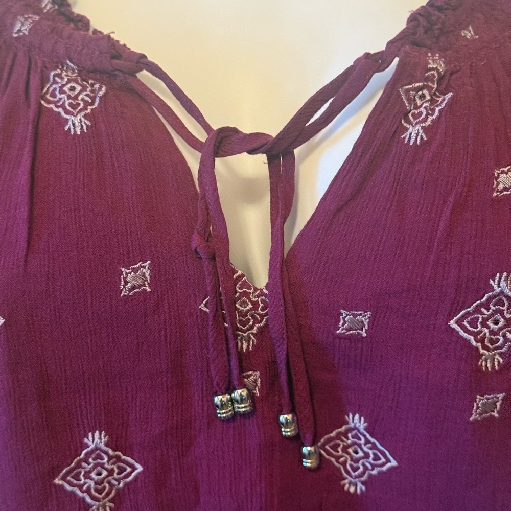 White House Black Market Red and Purple Relaxed Camisole - Picture 8 of 14